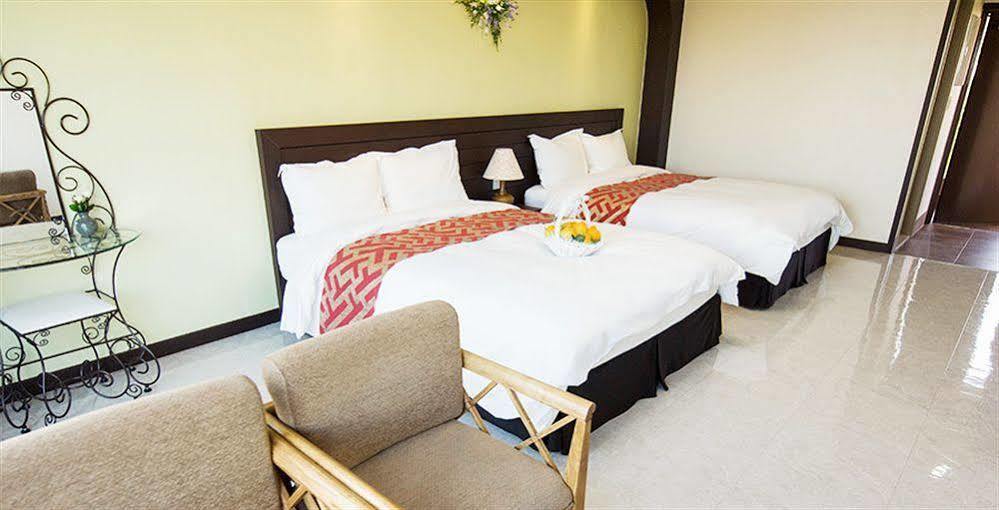 Famille Spa Resort Сеогвипо Екстериор снимка